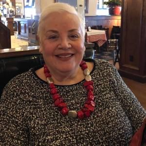 Meet your Posher, Lynne